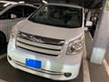 2009 Toyota Noah