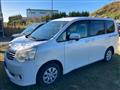 2011 Toyota Noah