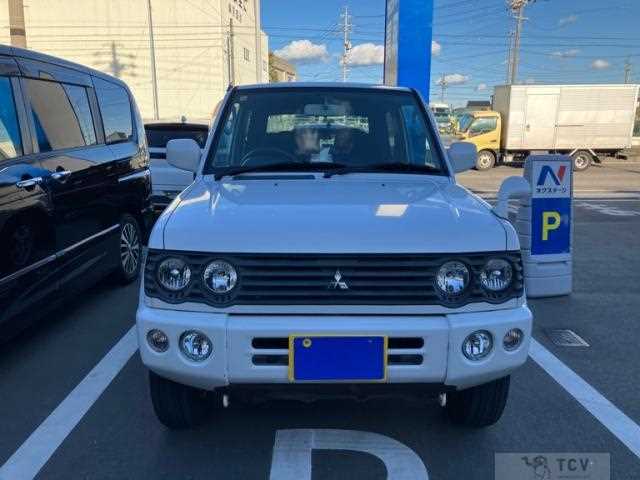 2001 Mitsubishi Pajero Mini