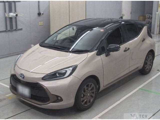 2024 Toyota AQUA