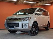 2019 Mitsubishi Delica D5