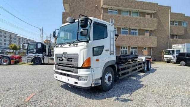 2013 Hino Profia