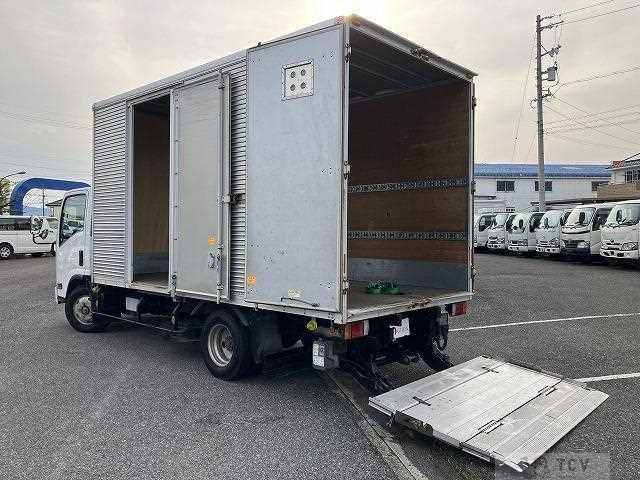 2015 Isuzu Elf Truck