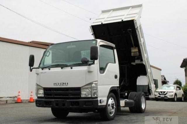 2013 Isuzu Elf Truck