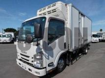 2020 Isuzu Elf Truck