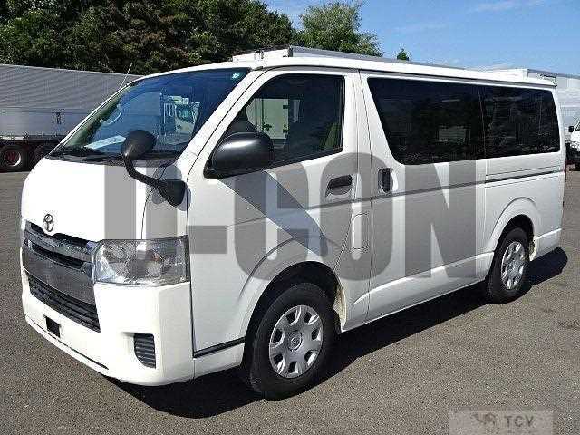 2015 Toyota Regiusace Van