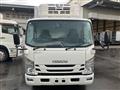 2020 Isuzu Elf Truck