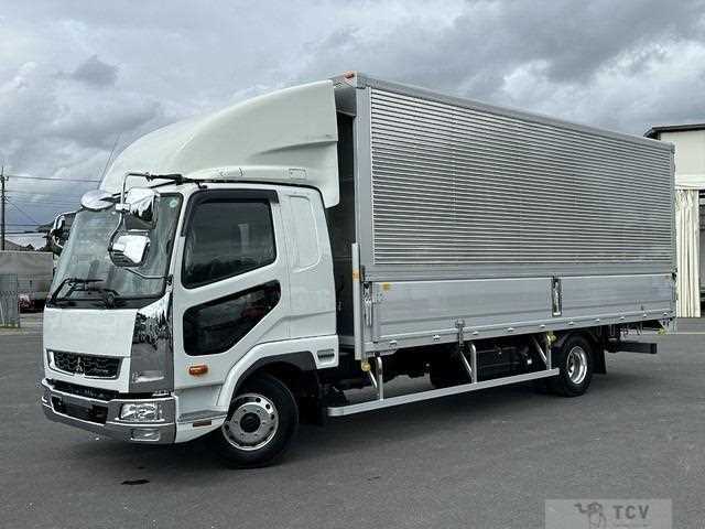 2025 Mitsubishi Fuso Fighter