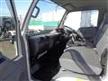 2006 Isuzu Elf Truck