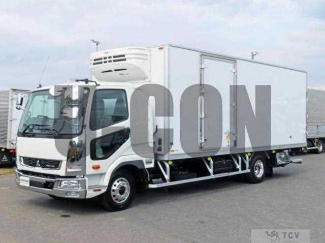 2025 Mitsubishi Fuso Fighter