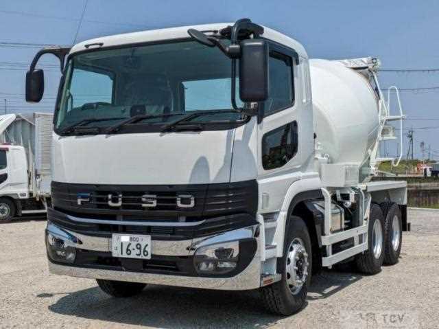 2025 Mitsubishi Fuso Super Great