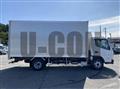 2025 Mitsubishi Fuso Canter