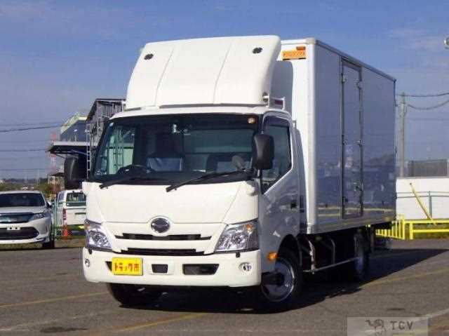 2021 Hino Dutro