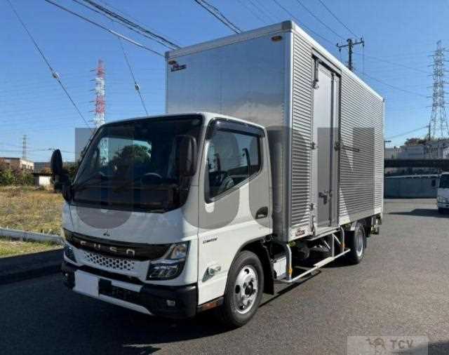 2025 Mitsubishi Fuso Canter