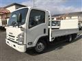2016 Isuzu Elf Truck