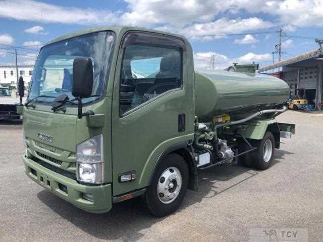 2020 Isuzu Elf Truck