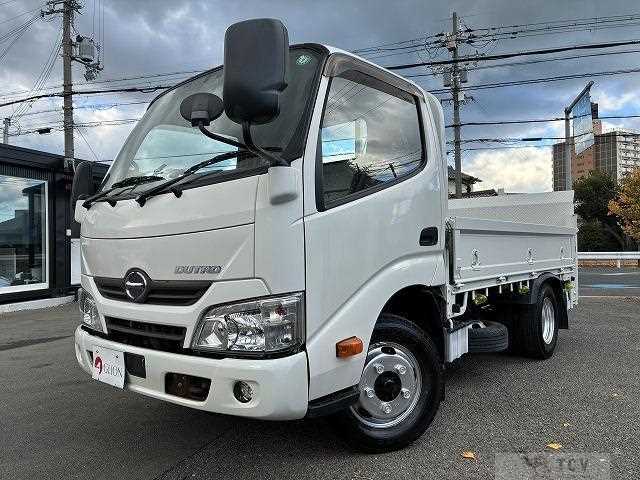 2016 Hino Dutro