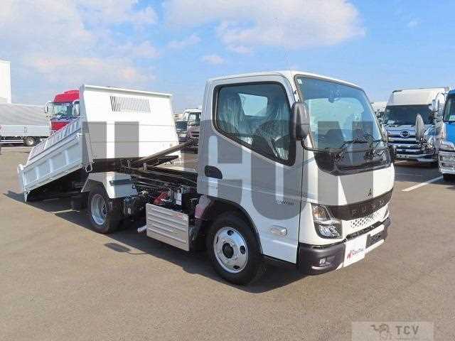 2025 Mitsubishi Fuso Canter