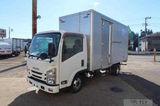 2016 Isuzu Elf Truck