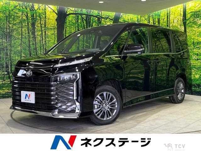 2025 Toyota Voxy