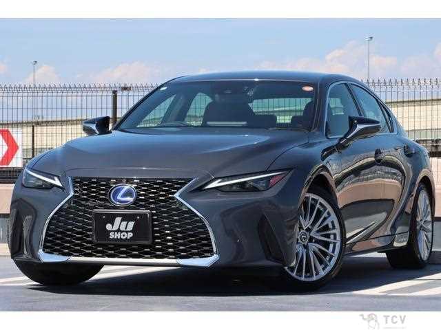 2021 Lexus IS