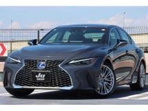 2021 Lexus IS