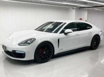 2019 Porsche Panamera