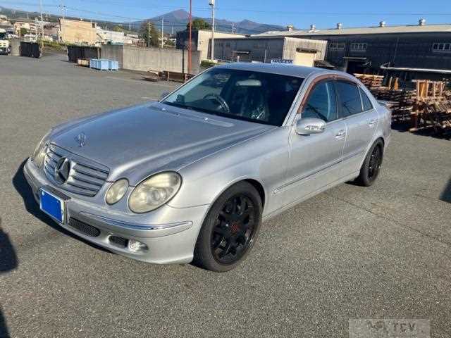 2005 Mercedes-Benz E-Class