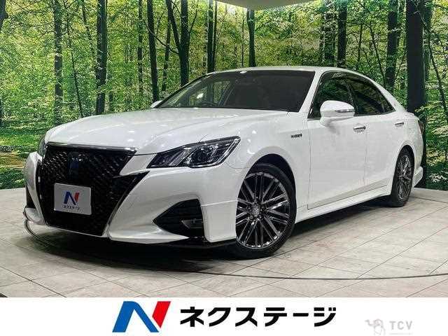 2015 Toyota Crown Hybrid