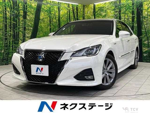 2016 Toyota Crown Hybrid