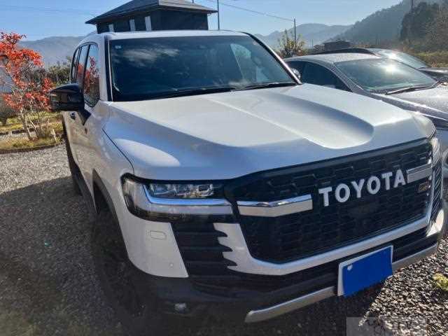 2023 Toyota Land Cruiser