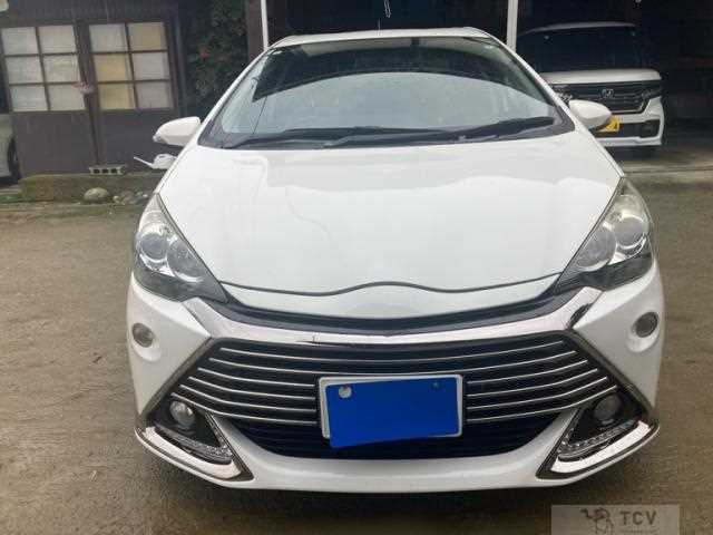2014 Toyota AQUA