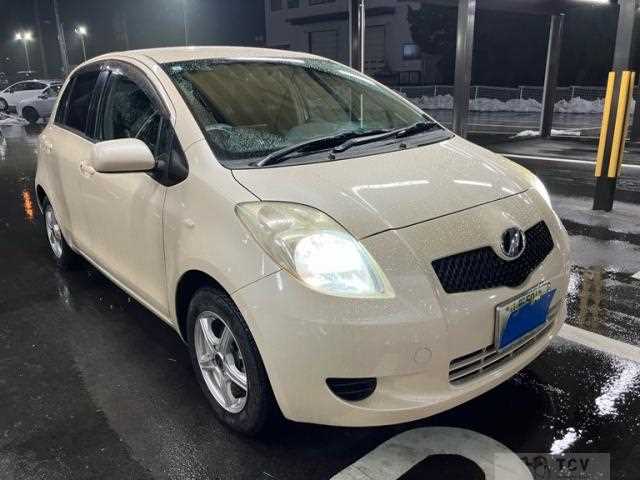 2005 Toyota Vitz
