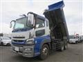 2015 Mitsubishi Fuso Super Great
