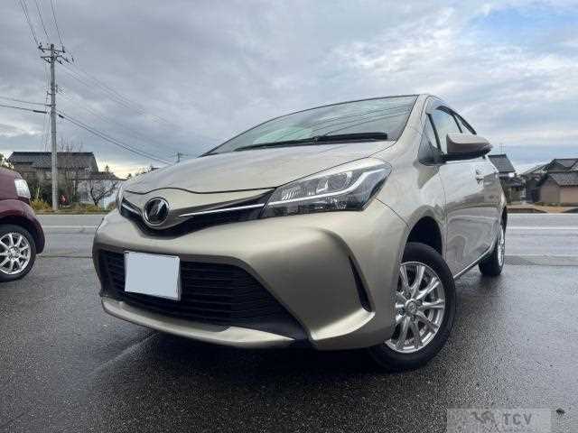 2015 Toyota Vitz