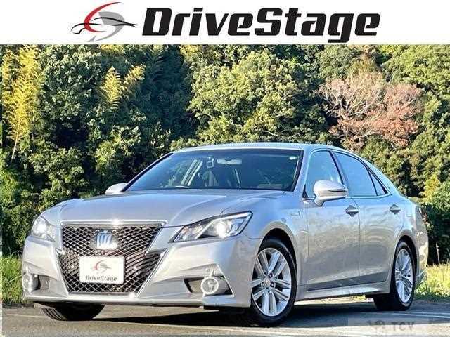 2015 Toyota Crown Hybrid