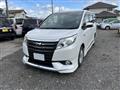 2015 Toyota Noah
