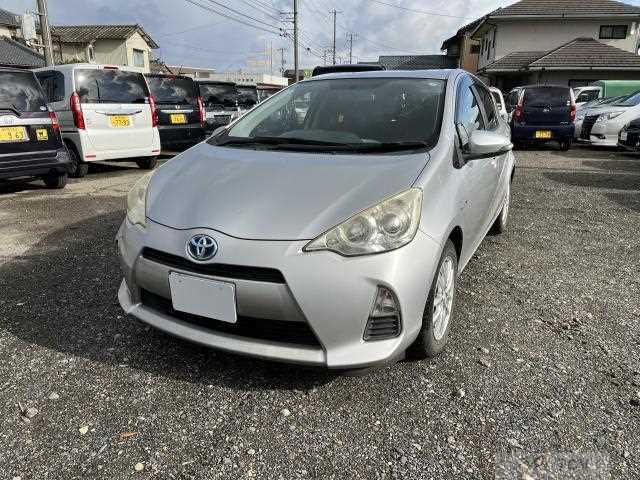 2013 Toyota AQUA