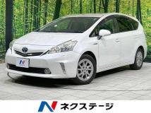 2011 Toyota PRIUS α