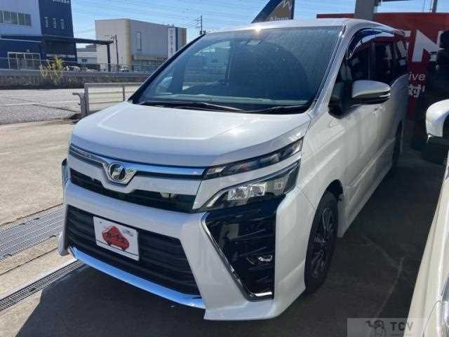2017 Toyota Voxy