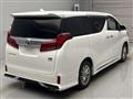 2022 Toyota Alphard Hybrid