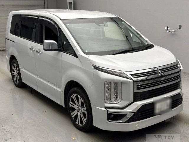 2024 Mitsubishi Delica D5