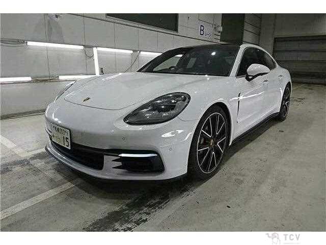 2018 Porsche Panamera