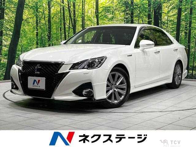 2015 Toyota Crown Hybrid