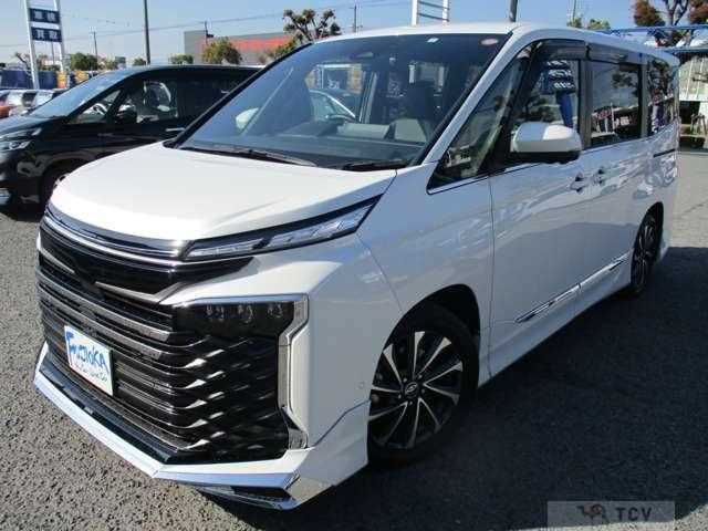 2023 Toyota Voxy
