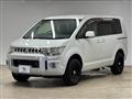 2013 Mitsubishi Delica D5
