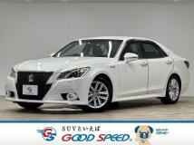2014 Toyota Crown Hybrid