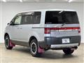 2014 Mitsubishi Delica D5