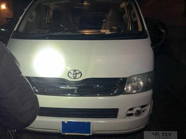 2009 Toyota Hiace Van