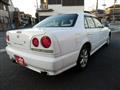 2000 Nissan Skyline